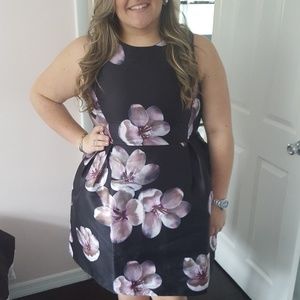 Gorgeous Forever 21 Plus Size Floral Dress